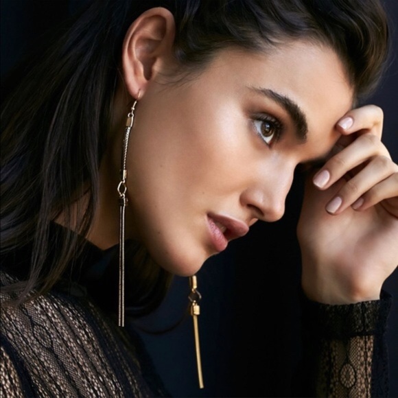 Free People NEW Keystone Gold Tone Shoulder Duster Long Dangle Pierced Earrings - Picture 5 of 8